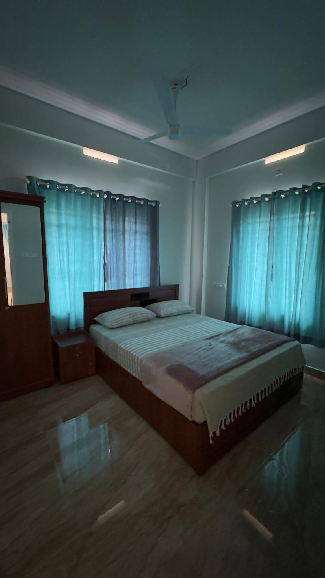The Karlyle Homestay Vaduvanchal Exterior foto